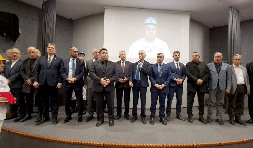 Depremin yıldönümünde duygusal anlar