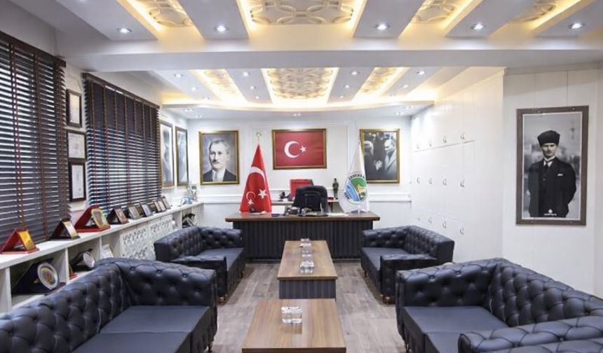 Belediye Başkanı Tahsin Erdem’in makam odası yenilendi