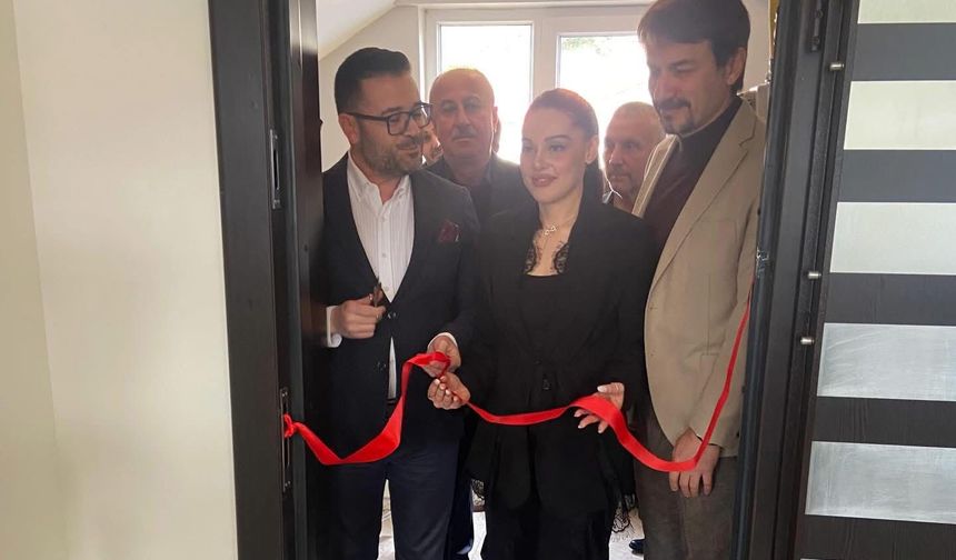 Genç Avukat Merve Bal kendi bürosunu açtı