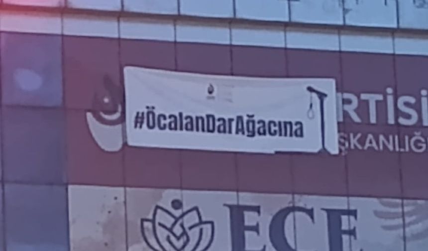 Zafer Partisi Zonguldak İl Başkanlığından dikkat çeken pankart