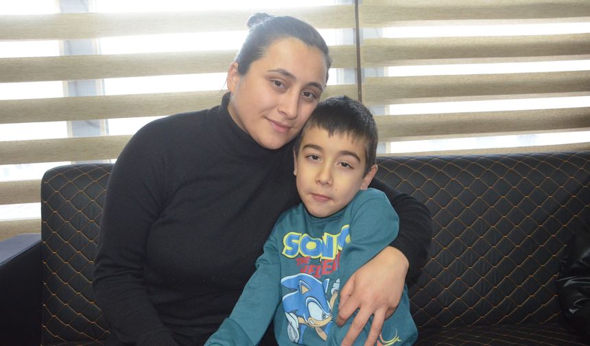 Asaf Ali Bayrama Mutlulukla Girdi!