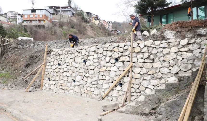 Belediye, Bülent Ecevit Caddesi'nde çalışma başlattı