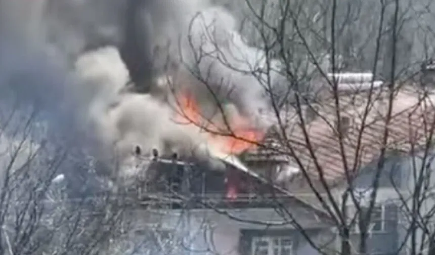Gebe Köyü’nde çatı yangını korkuttu