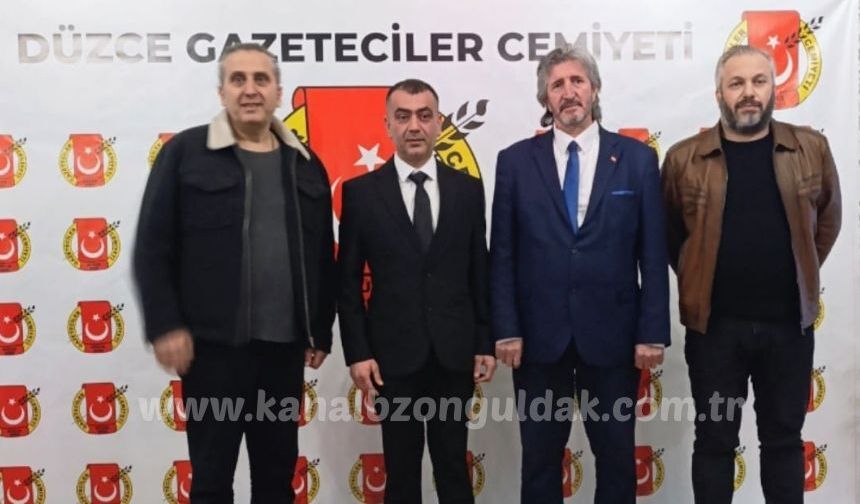 Zonguldak Gazeteciler Cemiyeti Heyeti Düzce Basın Camiasıyla İftarda Buluştu