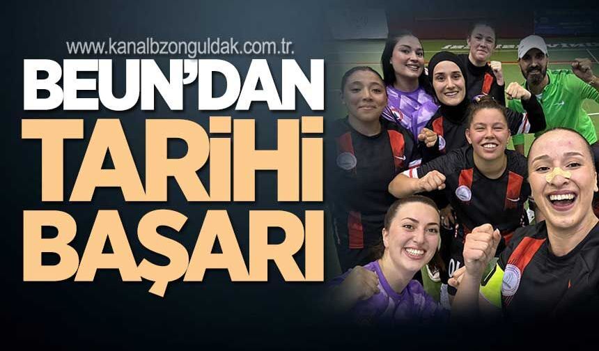 Kadın Salon Futbol Takımı Adını İlk Kez Süper Lig’e Yazdırdı