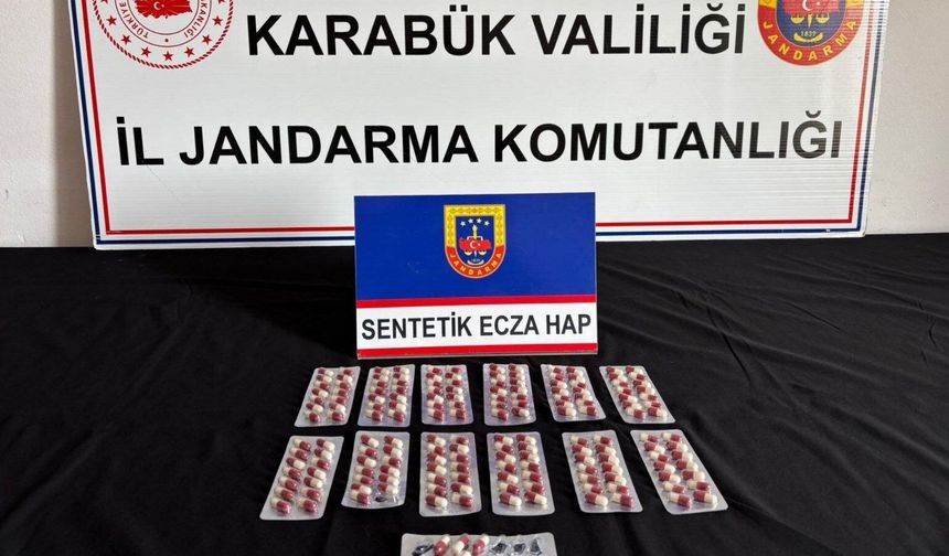 Jandarmadan uyuşturucu operasyonu! 4 şüpheli adliyede