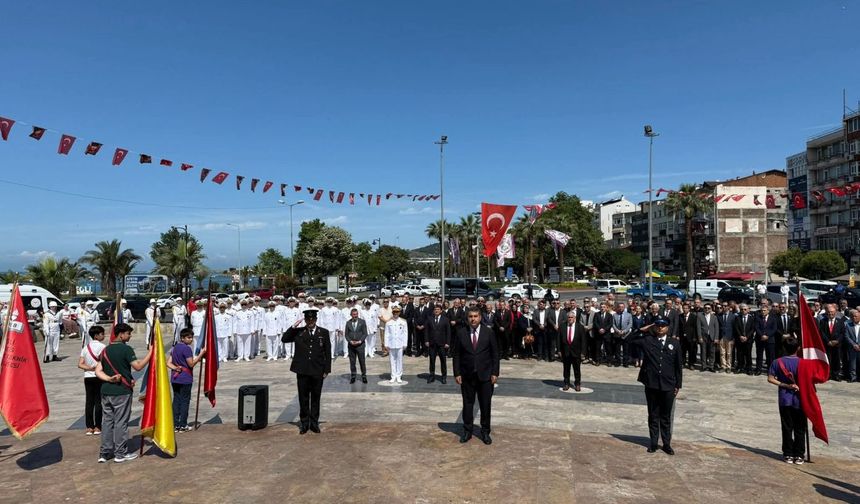 Karadeniz Ereğli'nin kurtuluşunun 106'ncı yılı törenlerle kutlandı