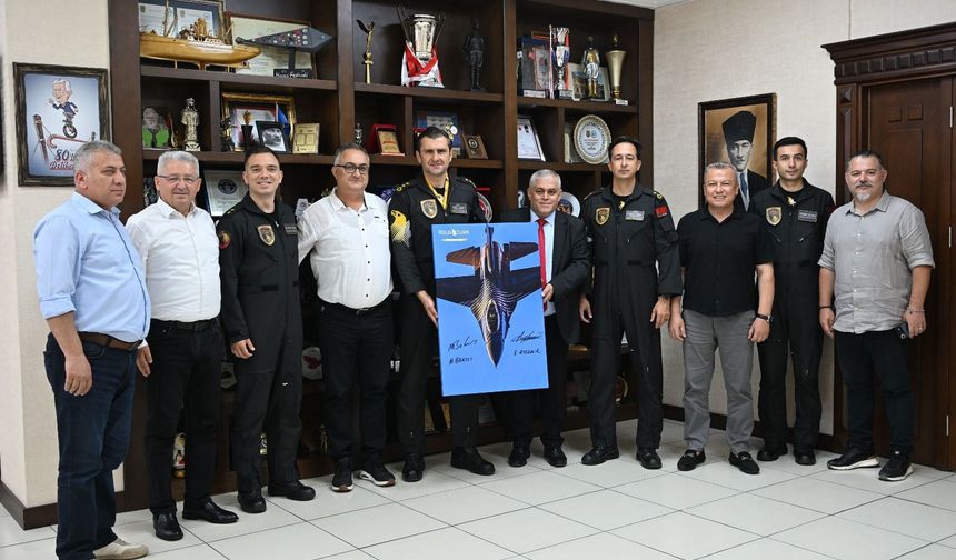 SOLOTÜRK Cumartesi Kdz. Ereğli semalarında