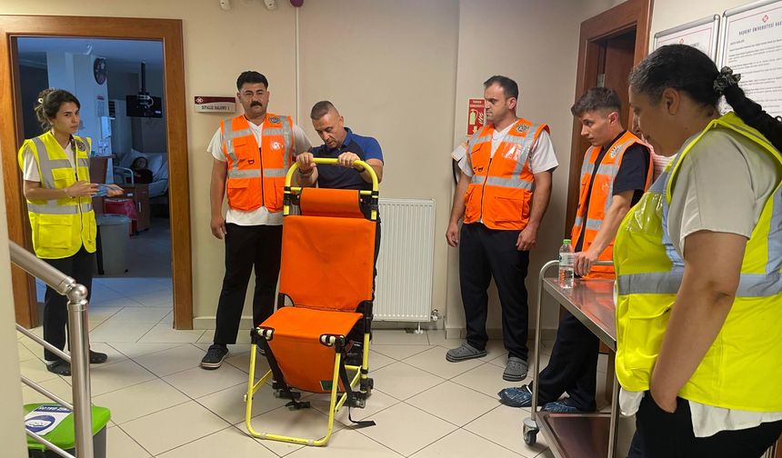 Başkent Üniversitesi Zonguldak Diyaliz Merkezi'nde deprem ve yangın tatbikatı gerçekleştirildi