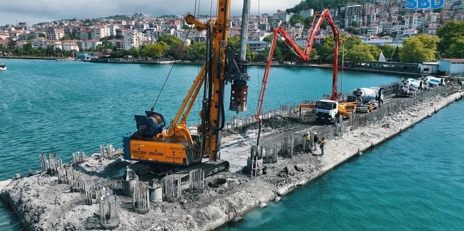 36A680A7 2C2A 47Df B2Eb F9356Af7D577