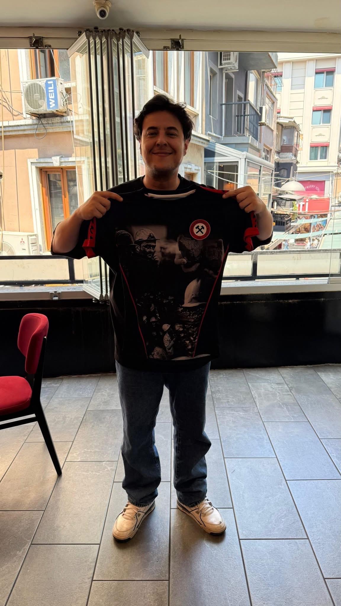 7A29C8E8 3Cae 4181 Be08 7943A57Dfada