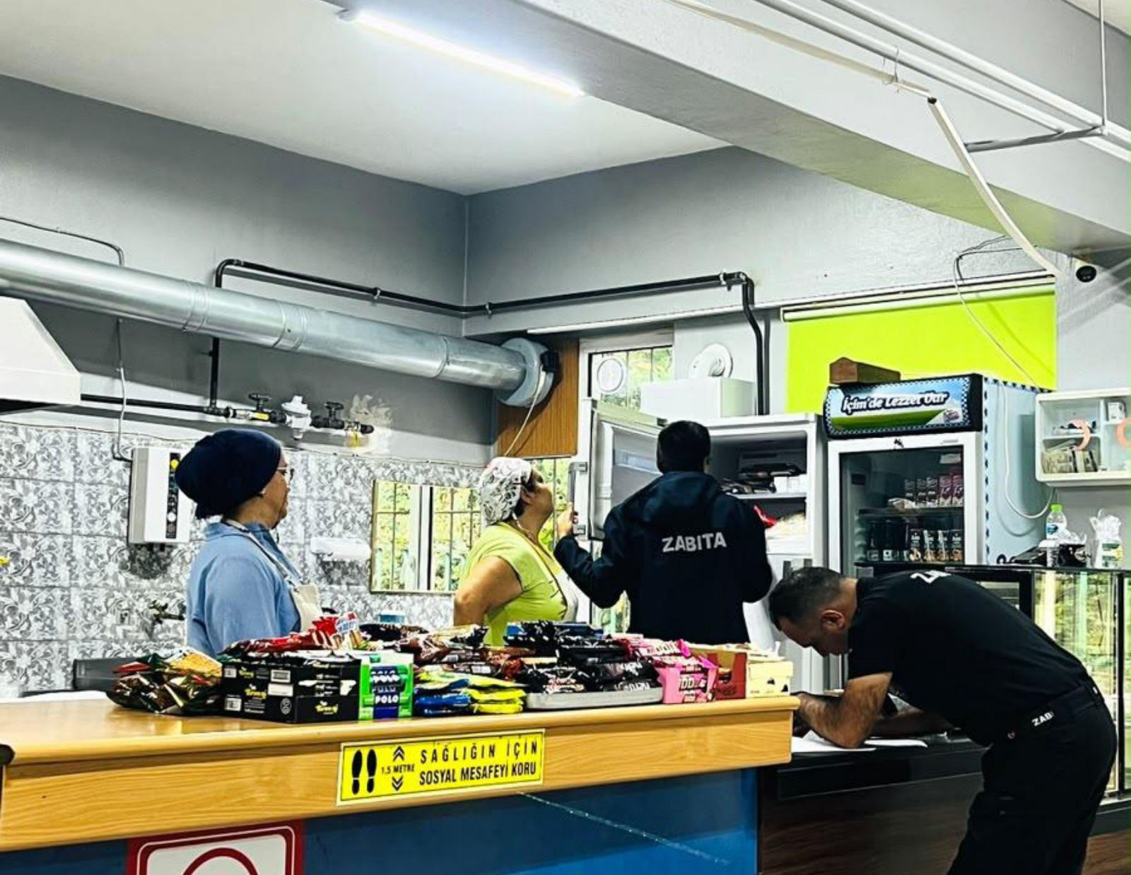 Kilimli Belediyesi Okul Kantinlerinde Denetim Yapti 6185